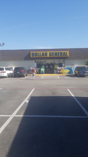 Discount Store «Dollar General», reviews and photos, 501 W Front St, Hutto, TX 78634, USA