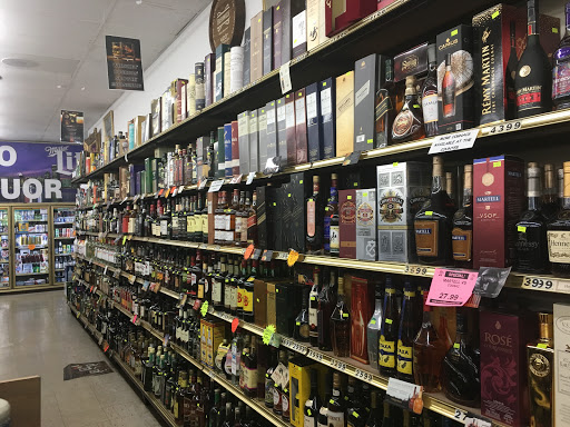 Liquor Store «Rosemont Liquors», reviews and photos, 9515 W Higgins Rd, Rosemont, IL 60018, USA