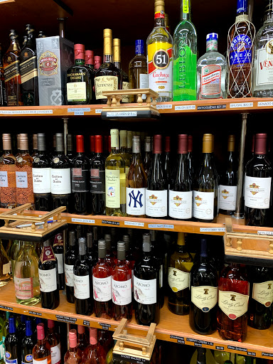 Supermarket «Kikos Supermarket», reviews and photos, 321 Anderson Ave, Fairview, NJ 07022, USA