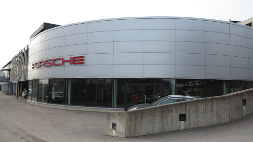 Porsche Center Helsinki