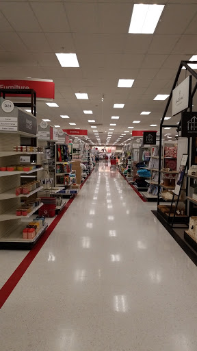 Department Store «Target», reviews and photos, 600 Hatton Dr, Glen Mills, PA 19342, USA