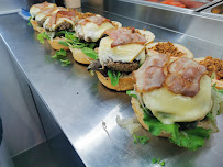 Aliment-réconfort du Restauration rapide Jeep's burger à Néron - n°3