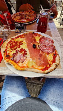 Salami du Pizzeria Pizzéria La Vetrata à Les Deux Alpes - n°20
