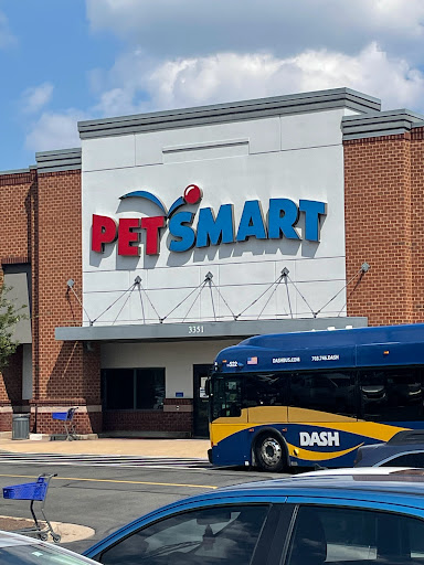 Pet Supply Store «PetSmart», reviews and photos, 3351 Jefferson Davis Hwy, Alexandria, VA 22305, USA