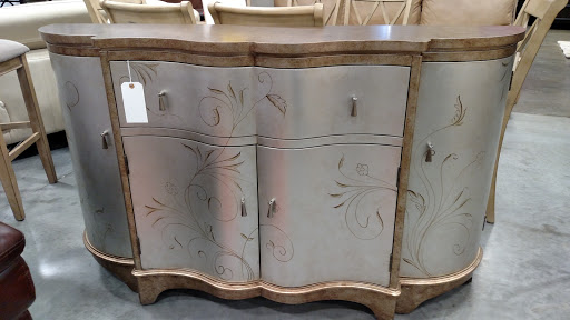 Furniture Store «Quality Furniture Discounts», reviews and photos, 7803 Southland Blvd #203, Orlando, FL 32809, USA