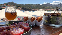 Plats et boissons du Restaurant Derrière le Clocher - Club de Plage à Collioure - n°5