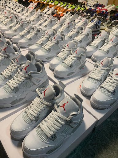 Shoe Store «DNA Footwear Park Slope», reviews and photos, 220 5th Ave, Brooklyn, NY 11215, USA