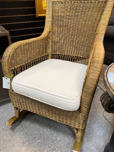 Furniture Store «Church Ladies Furniture Consignment», reviews and photos, 3570 Buford Hwy #204, Duluth, GA 30096, USA