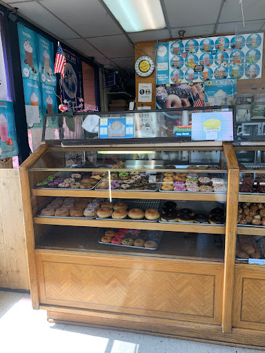 Donut Shop «Donut Shop West», reviews and photos, 300 W Los Angeles Ave, Moorpark, CA 93021, USA