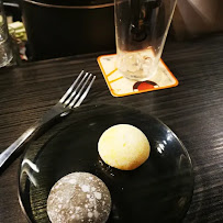 Mochi du Restaurant d'omelettes japonaises (okonomiyaki) OKOMUSU à Paris - n°1