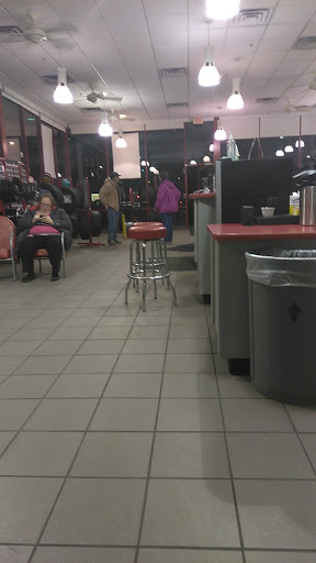 Tire Shop «Discount Tire Store - Elgin, IL», reviews and photos, 875 S Randall Rd, Elgin, IL 60123, USA