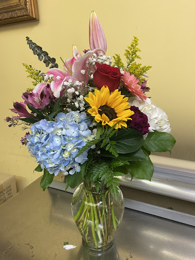 Florist «J.W. Becker Flowers & Gifts», reviews and photos, 225 Jericho Turnpike, Floral Park, NY 11001, USA