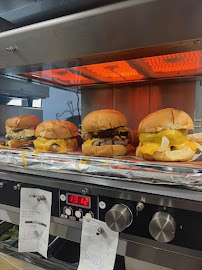 Atmosphère du Restaurant de hamburgers avec amour - le burger Belleville à Paris - n°1