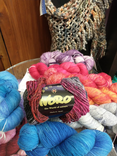 Shopping Mall «Williamsburg Crossing Shopping Center», reviews and photos, 5235 John Tyler Hwy, Williamsburg, VA 23185, USA