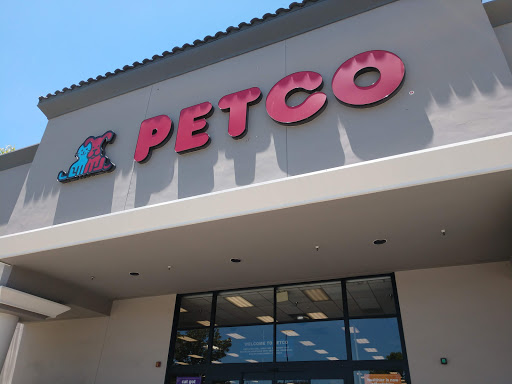 Pet Supply Store «Petco Animal Supplies», reviews and photos, 1425 N Montebello Blvd, Montebello, CA 90640, USA