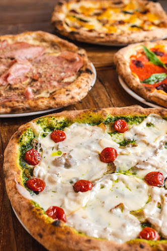 Reviews of Oi Vita Pizzeria in London - Pizza