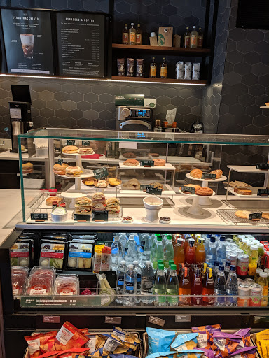 Shopping Mall «Lighthouse Place Premium Outlets», reviews and photos, 601 Wabash St, Michigan City, IN 46360, USA