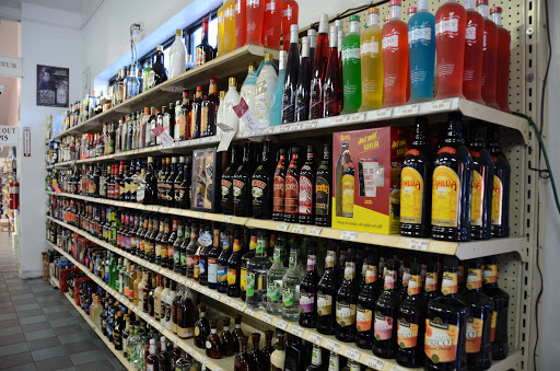 Liquor Store «Paris West Wood Wines & Liquor», reviews and photos, 1220 W Wood St, Paris, TN 38242, USA