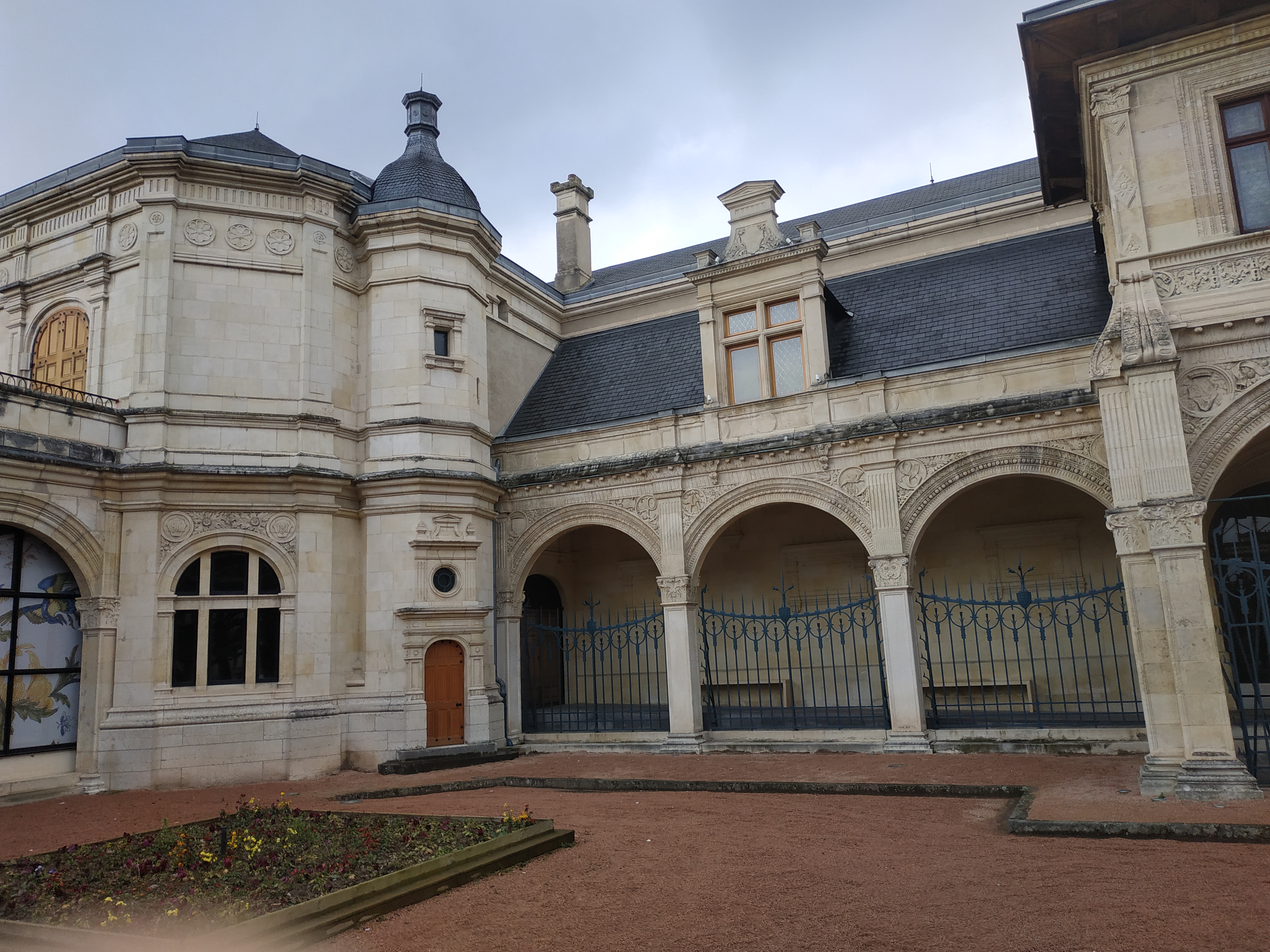 Photo n° 2 de l'avis de Clovis.e fait le 03/03/2020 à 17:16