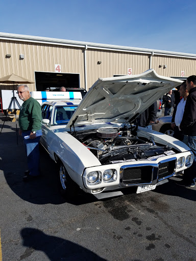 Used Car Dealer «Salem Auto Show Inc.», reviews and photos, 209 Jefferson Davis Hwy, Richmond, VA 23224, USA
