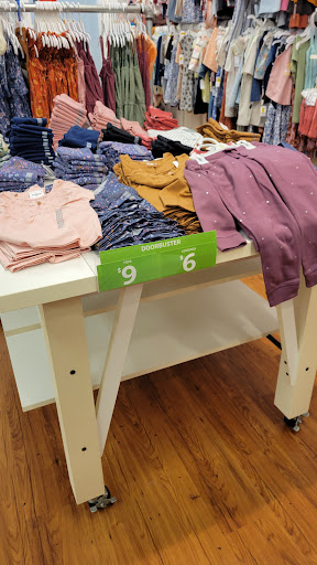 Shopping Mall «Central Plaza Shopping Center», reviews and photos, 2550 Central Park Ave, Yonkers, NY 10710, USA