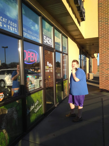 Pet Store «Woofs & Waves», reviews and photos, 5426 Arrowhead Pkwy E, Sioux Falls, SD 57110, USA