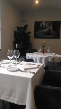 Atmosphère du Restaurant français Restaurant Un Moment chez Bacchus à Maubeuge - n°2
