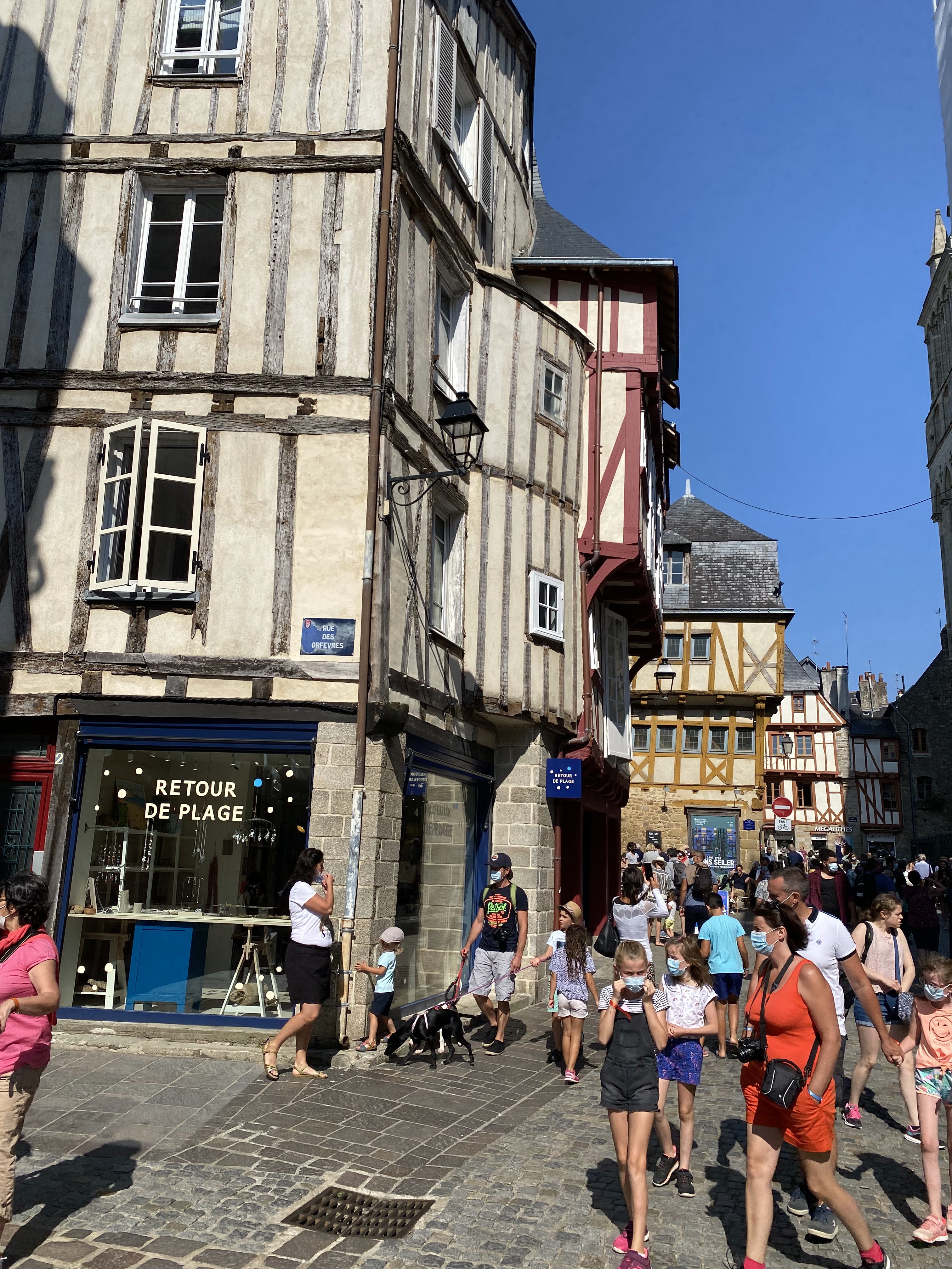 Photo n° 6 de l'avis de Pol.a fait le 27/08/2021 à 21:49