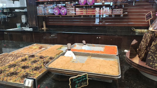 Cafe «PALM SWEETS Bakery & Cafe», reviews and photos, 3605 15 Mile Rd, Sterling Heights, MI 48310, USA