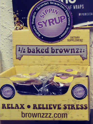 Tobacco Shop «Inferno Smoke Shop», reviews and photos, 2110 Mariner Blvd, Spring Hill, FL 34609, USA