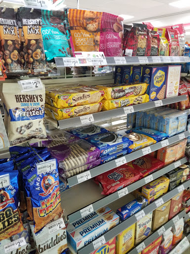 Convenience Store «7-Eleven», reviews and photos, 594 S Main St, Lombard, IL 60148, USA