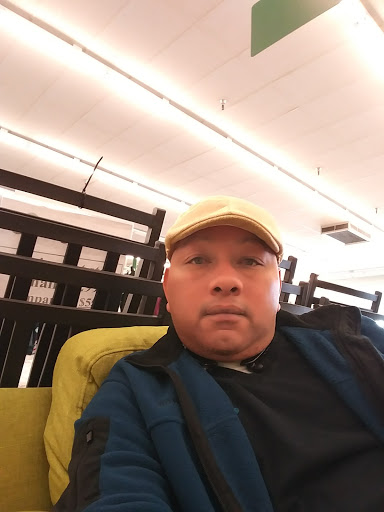 Discount Store «Bargain Hunt», reviews and photos, 924 N Mulberry St #110, Elizabethtown, KY 42701, USA