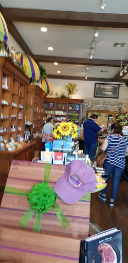 Gourmet Grocery Store «Boerne Epicure Gourmet Market», reviews and photos, 210 S Main St, Boerne, TX 78006, USA