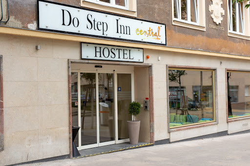 Do Step Inn Central