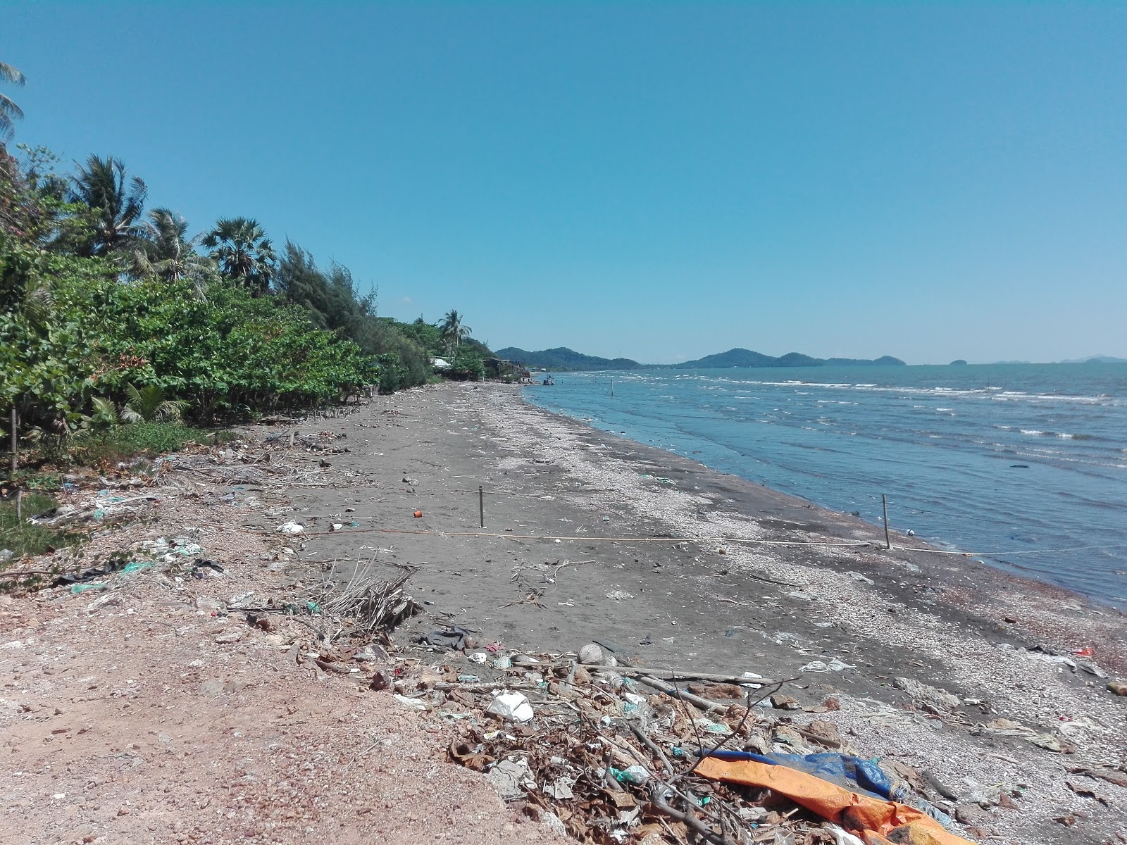 Photo de Bang Beach avec un niveau de propreté de assez propre