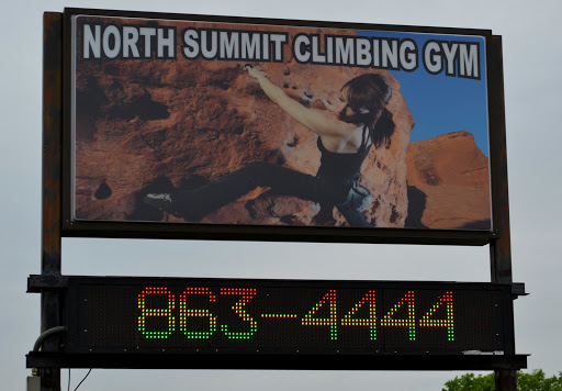Gym «North Summit Climbing Gym», reviews and photos, 481 Bushkill Plaza Ln, Wind Gap, PA 18091, USA