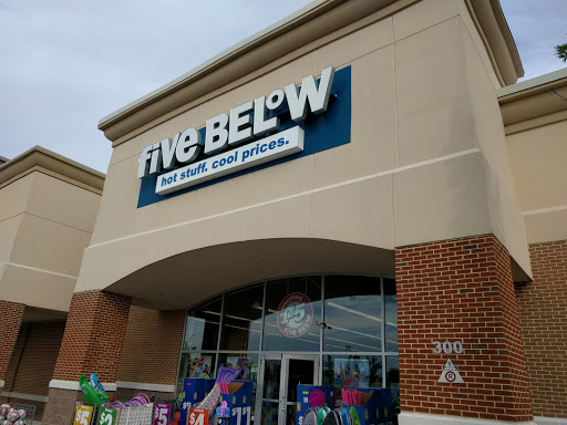 Five Below, 300 Marketplace Blvd, Hamilton Township, NJ 08691, USA, 
