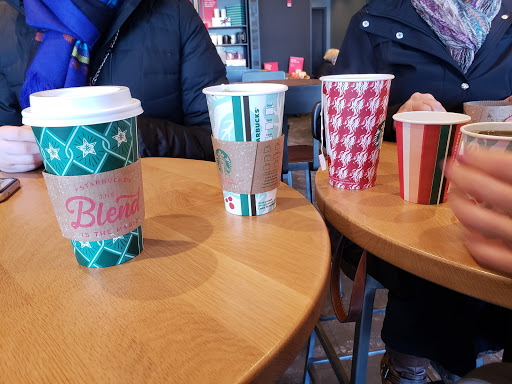 Coffee Shop «Starbucks», reviews and photos, 6537 S 27th St, Franklin, WI 53132, USA