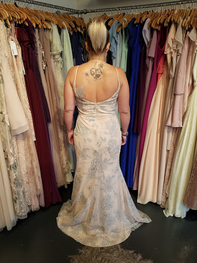 Bridal Shop «Bella Bridesmaid», reviews and photos, 5800 Broadway St, San Antonio, TX 78209, USA