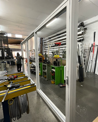 Carpinteria Metalica Y Aluminios Roman SL