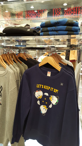 Stores to buy men's sweatshirts Milan