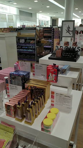 Hair Salon «Ulta Beauty», reviews and photos, 3255 SW Cedar Hills Blvd #150, Beaverton, OR 97005, USA