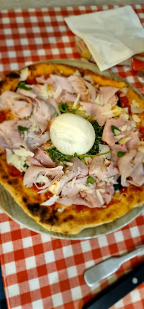 Plats et boissons du Pizzeria LABEL PIZZA Gemenos - n°16