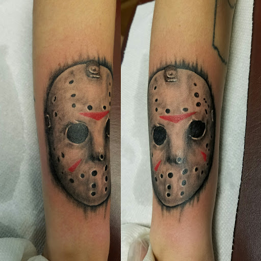 Tattoo Shop «Illustrator Tattoos», reviews and photos, 38505 Chestnut Ridge Rd, Elyria, OH 44035, USA