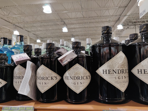 State Liquor Store «NH Liquor & Wine Outlet», reviews and photos, 294 Daniel Webster Hwy, Nashua, NH 03060, USA