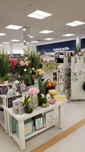 Department Store «Marshalls», reviews and photos, 795 Montauk Hwy, West Babylon, NY 11704, USA