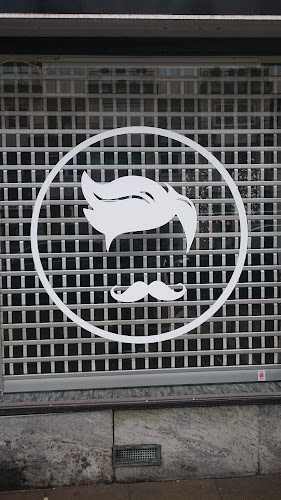 La Amin Barber - Frisør