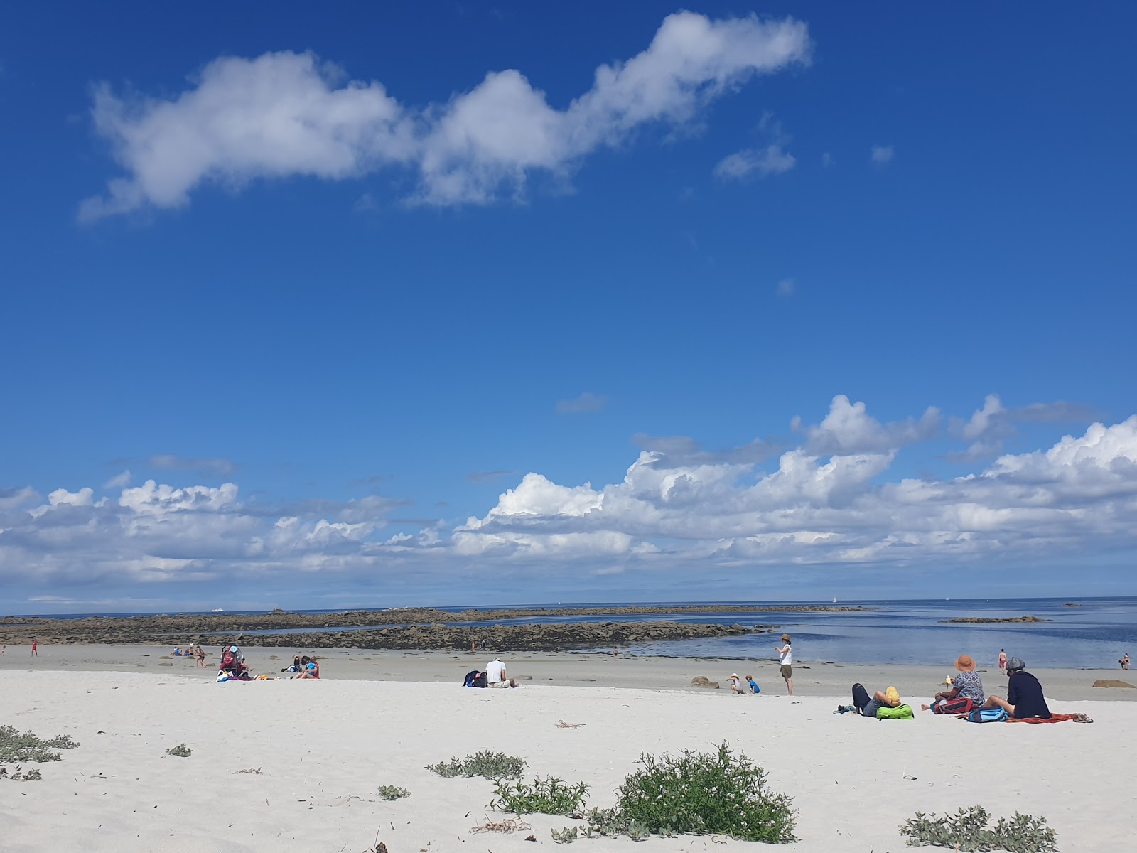 Plage de la Greve Blanche'in fotoğrafı imkanlar alanı