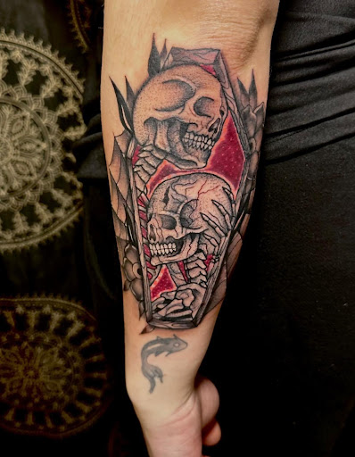 Explore easy flash tattoo ideas, creative tattoo ideas in Pensacola, available at dog nuts tattoos llc