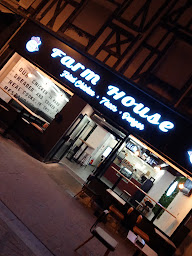 Photo n°25 de FarmHouse à Châlons-en-Champagne ()